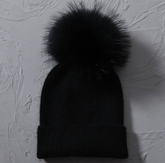 Black Single Pom // Beanie